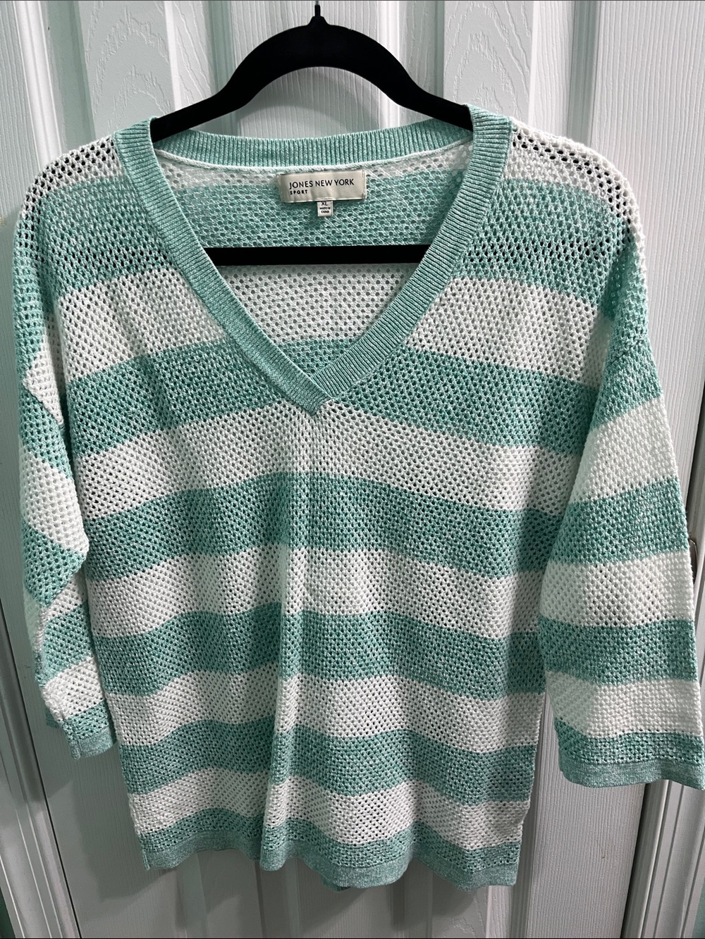 Jones New York Mint Green & White Striped V-Neck Sweater